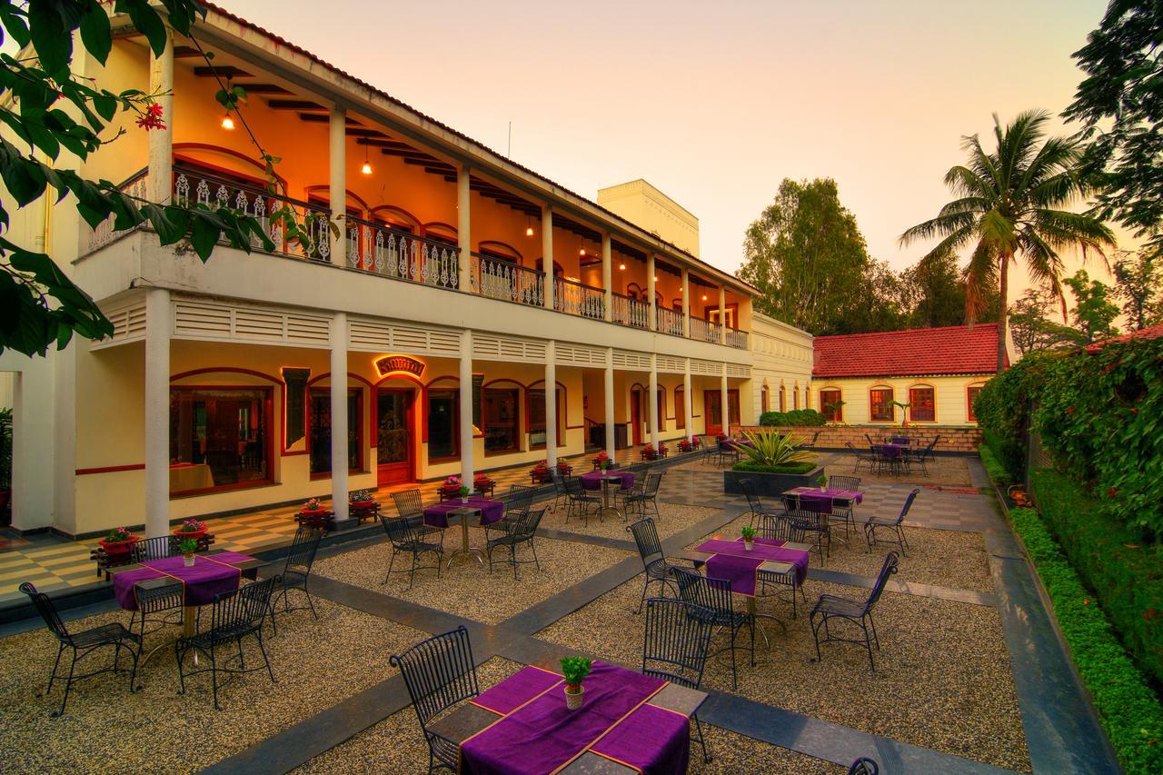 Chanakya Bnr Hotel Ranchi Exterior foto